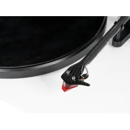 Тест програвача вінілу Pro-Ject Debut Carbon Evo: починай з хорошого