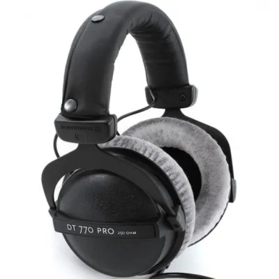 Beyerdynamic DT 770 PRO/250 ohms Beyerdynamic DT 770 PRO/250 ohms
