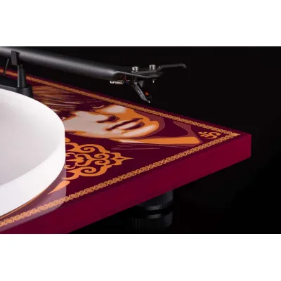 Pro-Ject Art Essential III George Harrison OM10 Pro-Ject Art Essential III George Harrison OM10