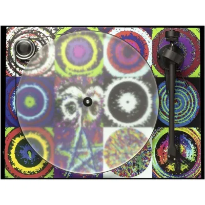 Pro-Ject Art Essential III Ringo Starr Peace Love OM10 Pro-Ject Art Essential III Ringo Starr Peace Love OM10
