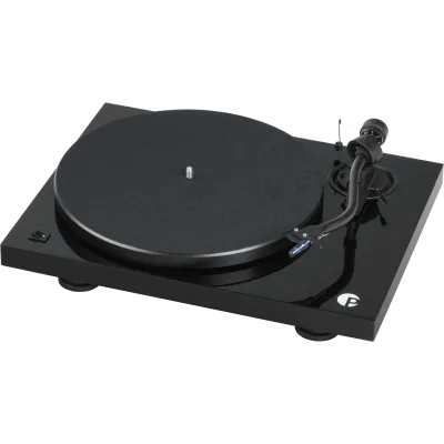 Pro-Ject Debut III S Audiophile Pick-IT 25A Black Pro-Ject Debut III S Audiophile Pick-IT 25A Black