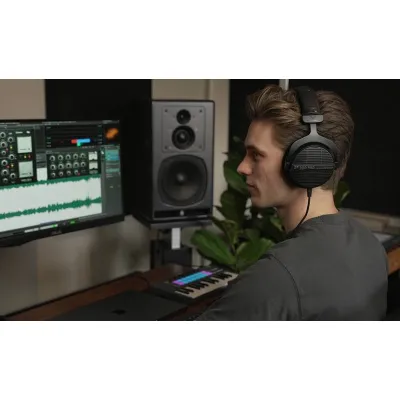 Beyerdynamic DT 990 PRO LB 80 ohms Beyerdynamic DT 990 PRO LB 80 ohms