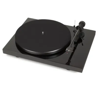 Pro-Ject Debut III DC OM5e Piano