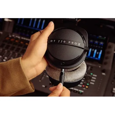 Beyerdynamic DT 770 PRO X 48 Ohms Beyerdynamic DT 770 PRO X 48 Ohms