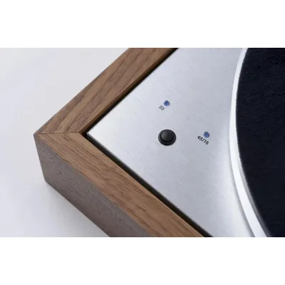 Pro-Ject The Classic Evo 2M Silver Eucalyptus Pro-Ject The Classic Evo 2M Silver Eucalyptus