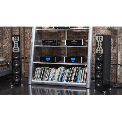 McIntosh XR100B