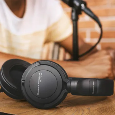 Beyerdynamic DT 240 PRO Beyerdynamic DT 240 PRO