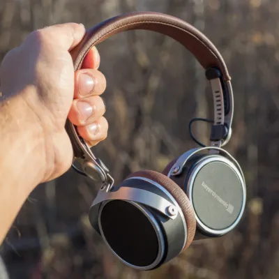 Beyerdynamic Aventho wireless brown Beyerdynamic Aventho wireless brown