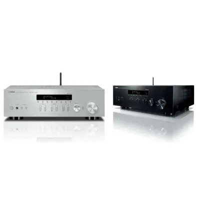 Yamaha R-N303 Black Yamaha R-N303 Black