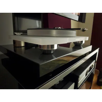 Pro-Ject Ground IT Deluxe 1 White Pro-Ject Ground IT Deluxe 1 White