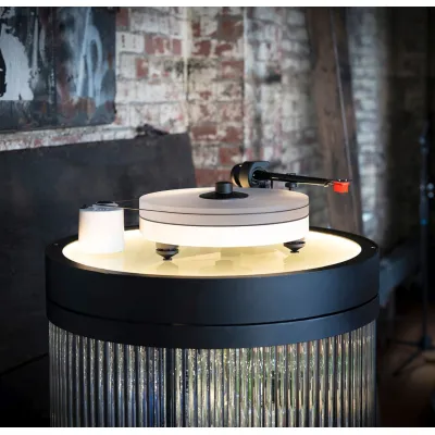 Pro-Ject RPM 5 Carbon 2M-Bronze Piano Pro-Ject RPM 5 Carbon 2M-Bronze Piano