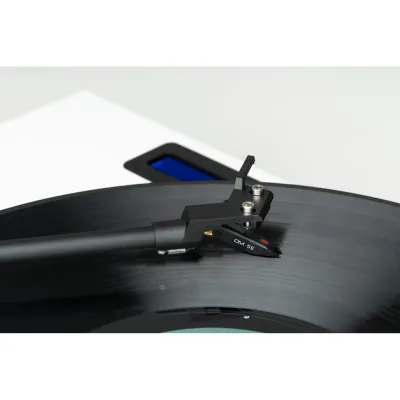Pro-Ject Set Jukebox E1 + Speaker Box 5 E Piano Pro-Ject Set Jukebox E1 + Speaker Box 5 E Piano