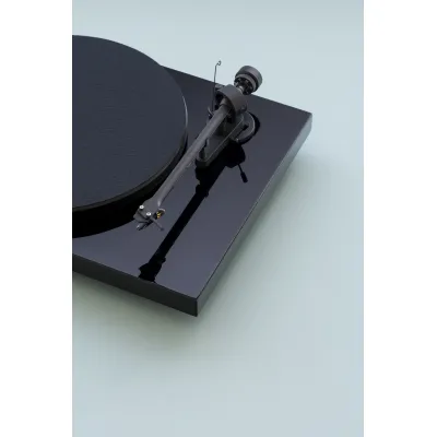 Pro-Ject Debut III Phono BT OM5e HG Black Pro-Ject Debut III Phono BT OM5e HG Black
