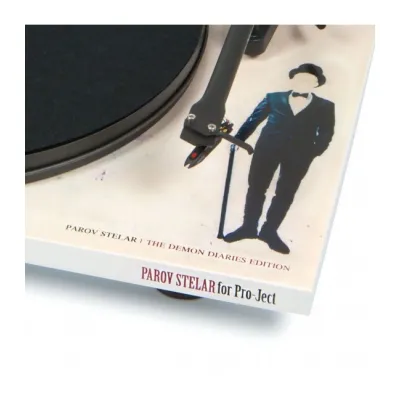 Pro-Ject Art Essential II White Demon OM5e Pro-Ject Art Essential II White Demon OM5e
