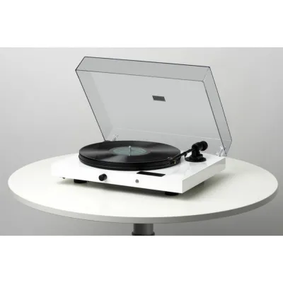 Pro-Ject Juke Box E1 OM5e White Pro-Ject Juke Box E1 OM5e White