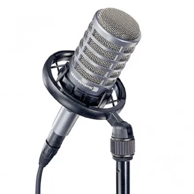 Beyerdynamic M 99