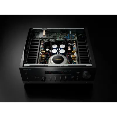 Yamaha R-N2000A Black