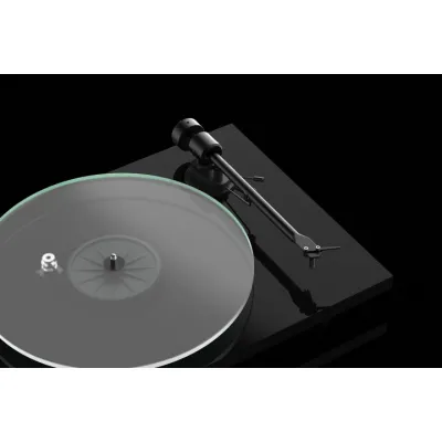 Pro-Ject T1 OM5e Piano Pro-Ject T1 OM5e Piano