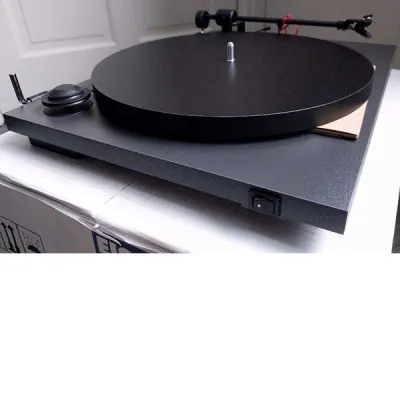 Pro-Ject Primary PhonoUSB OM5e Black Pro-Ject Primary PhonoUSB OM5e Black