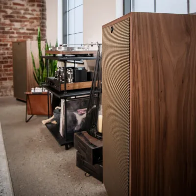 Klipsch Forte IV American Walnut Klipsch Forte IV American Walnut